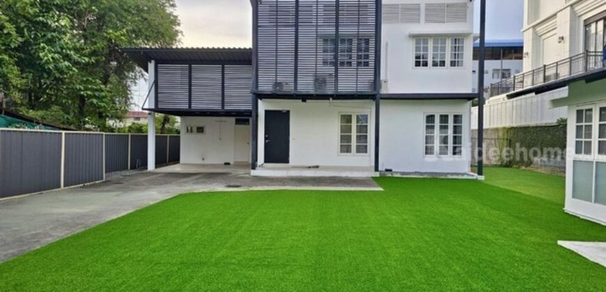 รหัสC7226 ให้เช่าบ้านเดี่ยว 2ชั้น ขนาดใหญ่เหมาะทำโฮมออฟฟิศ ถนนรามอินทรา42 ใกล้ซอยนวลจันทร์