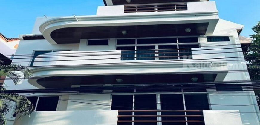รหัสC7227 ให้เช่าบ้านเดี่ยว 4ชั้น ย่านอโศก พร้อมพงษ์ ซอยสุขุมวิท 31 ใกล้ BTS บ้านตกแต่งพร้อมอยู่