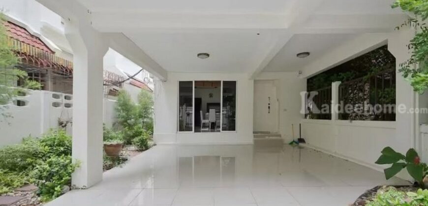 รหัสC7227 ให้เช่าบ้านเดี่ยว 4ชั้น ย่านอโศก พร้อมพงษ์ ซอยสุขุมวิท 31 ใกล้ BTS บ้านตกแต่งพร้อมอยู่