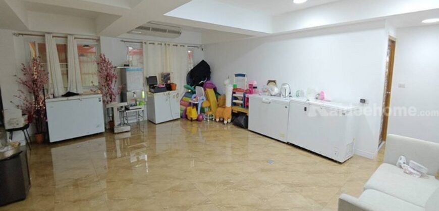รหัสC7235 ให้เช่าและขายโรงงาน มีห้องเย็น เคยเป็นโรงงานผลิตอาหารมาก่อน ย่านบางคูวัด ปทุมธานี