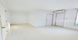 รหัสC7239 ให้เช่าทาน์โฮม 4ชั้น บ้านกลางเมืองบริติชทาวน์ ศรีนครินทร์ ศรีด่าน 24 ทำโฮมออฟฟิศได้