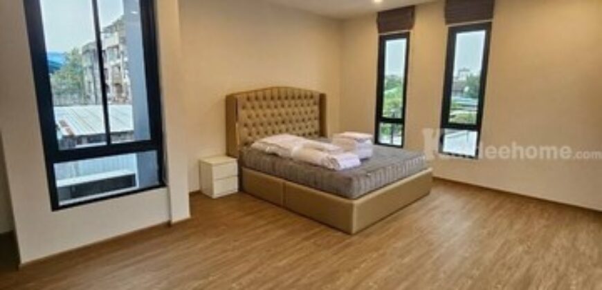 รหัสC7242 ให้เช่า ขายบ้านพลูวิลล่า 3ชั้น Luxuly Pool villa ทำเลสุขุมวิท ใกล้ BTS บางจาก