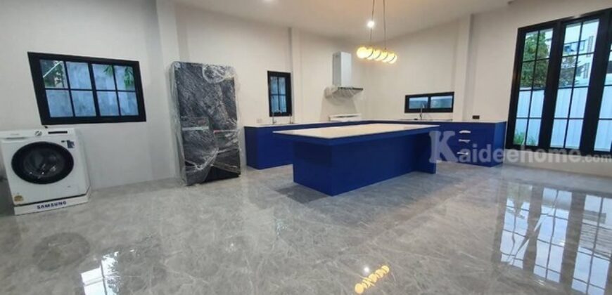 รหัสC7242 ให้เช่า ขายบ้านพลูวิลล่า 3ชั้น Luxuly Pool villa ทำเลสุขุมวิท ใกล้ BTS บางจาก