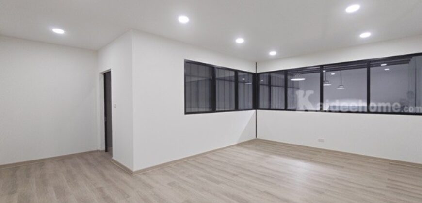 BIZSPACE | ให้เช่าพื้นที่ธุรกิจ พร้อมสำนักงานให้เช่า ทำเลศักยภาพ บนถนนประดิษฐ์มนูธรรม โทร 098-7686969
