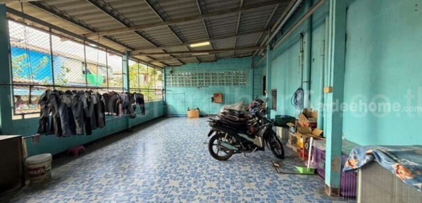 อพาร์ตเม้นท์ 28 ห้อง ใน นิคมอุตสาหกรรม นวนคร ซอยไทยธานี 14