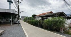 ที่ดินเปล่า ใกล้วัดท่าไม้ ติดถนนคอนกรีต แปลงมุม 