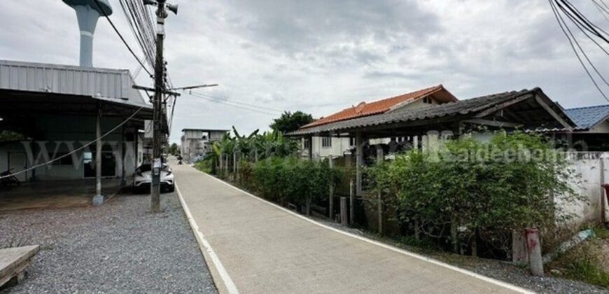 ที่ดินเปล่า ใกล้วัดท่าไม้ ติดถนนคอนกรีต แปลงมุม 