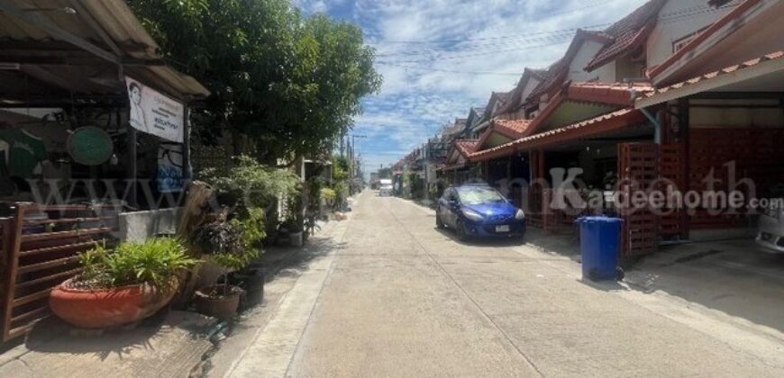 ทาวน์เฮ้าส์ นครทองปาร์ควิว 2 รีโนเวทใหม่ทั้งหลัง บ้านสวย ราคาถูก