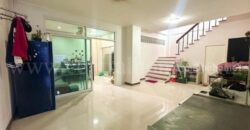 อาคารพาณิชย์ 4.5 ชั้น 2 คูหาตีทะลุ โครงการคาซ่ายูเรก้า – เพชรเกษม 63/4