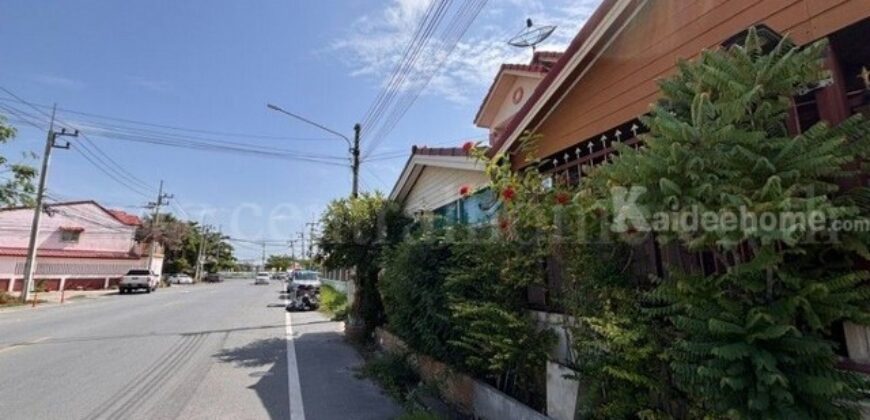 ทาวน์เฮ้าส์ สิวารัตน์ 10 เมืองนครปฐมติดถนนหลักหน้าบ้านไม่ชนใคร