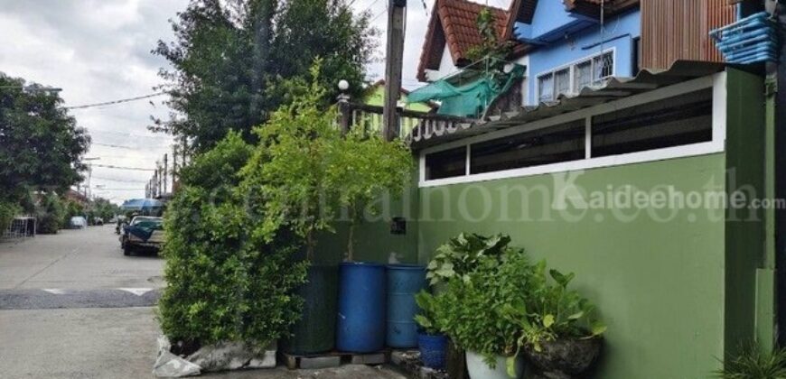 ทาวน์เฮ้าส์ 2 ชั้น หมู่บ้าน ชาวฟ้าลำลูกกา-คลอง2 พร้อมอยู่ ทำเลดี ราคาถูกสุดในโครงการ