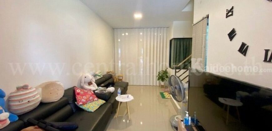 ทาวน์โฮม หมู่บ้าน สิริเพลส นวนคร (ติดโรงเกลือ) พร้อมอยู่ราคาถูกมาก