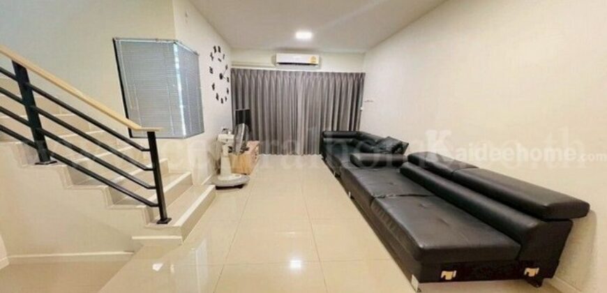 ทาวน์โฮม หมู่บ้าน สิริเพลส นวนคร (ติดโรงเกลือ) พร้อมอยู่ราคาถูกมาก