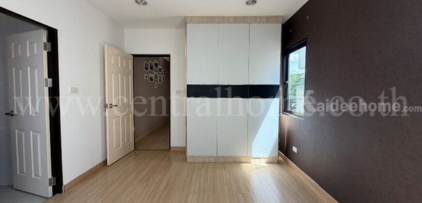 ทาวน์โฮม 3 ชั้น เดอะ ซิมโฟนี่ นวมินทร์ 163 บ้านตัวอย่าง
