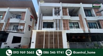ทาวน์โฮม 3 ชั้น เดอะ ซิมโฟนี่ นวมินทร์ 163 บ้านตัวอย่าง