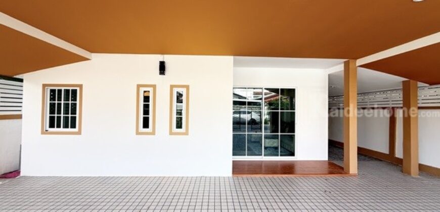 ขายบ้าน หมู่บ้านทหารกองหนุน พระยาสุเรนทร์ 28 ใกล้ตลาด, แฟชั่นไอส์แลนด์, รถไฟฟ้า โทร 094-9974744