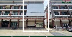 อาคารพาณิชย์ หรือตึกออฟฟิศ 3.5 ชั้น 2 คูหา เสนา อเวนิว รังสิต – คลอง 1