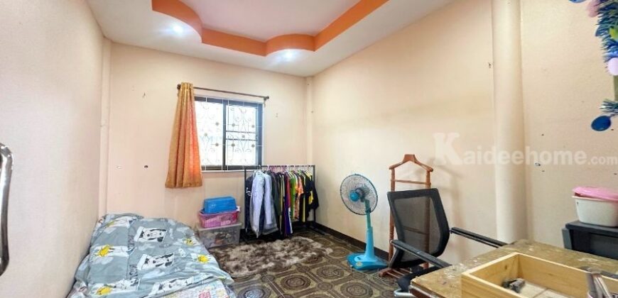 บ้านสร้างเอง ซอยวัดส้มเกลี้ยง ถ.อัจฉริยะพัฒนา2 บางกรวย (หน้าบ้านไม่ชนหลังอื่น พื้นที่กว้าง จอดรถได้ 3 คัน)