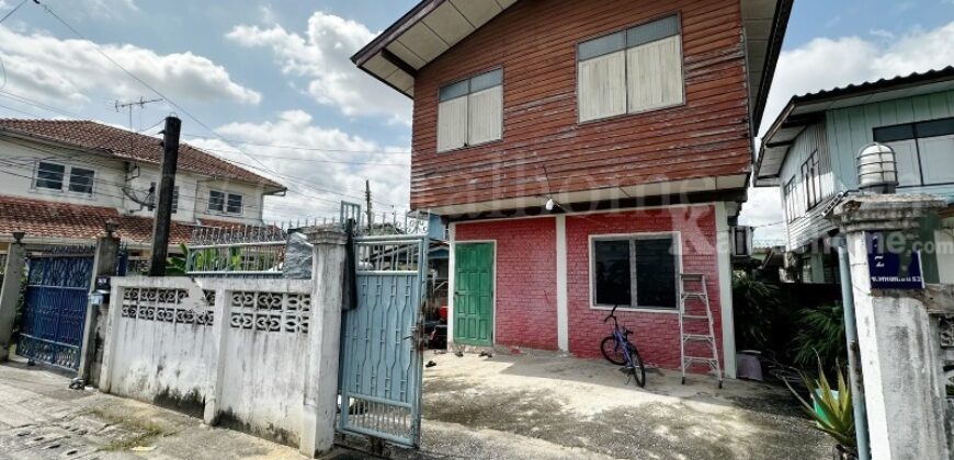 บ้านเดี่ยว พร้อมที่ดิน 93 ตร.วา พหลโยธิน 52 ราคาถูก ทำเลดี