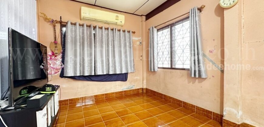บ้านเดี่ยว พร้อมที่ดิน 93 ตร.วา พหลโยธิน 52 ราคาถูก ทำเลดี