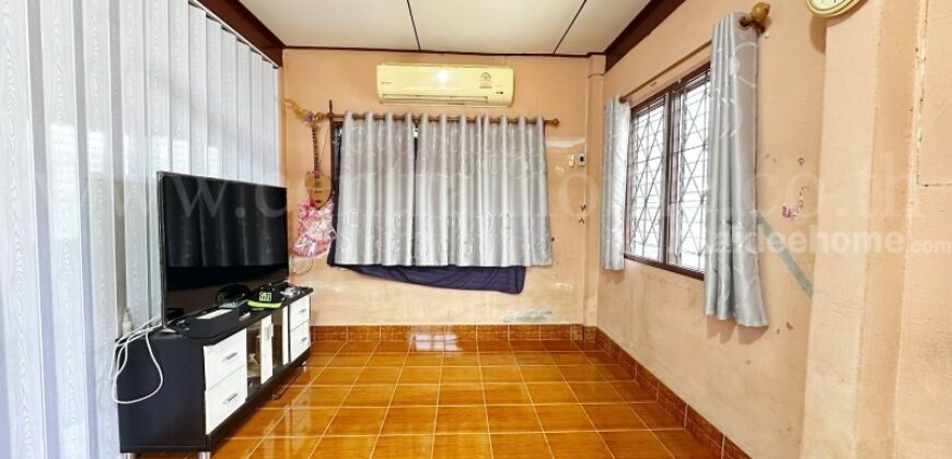 บ้านเดี่ยว พร้อมที่ดิน 93 ตร.วา พหลโยธิน 52 ราคาถูก ทำเลดี