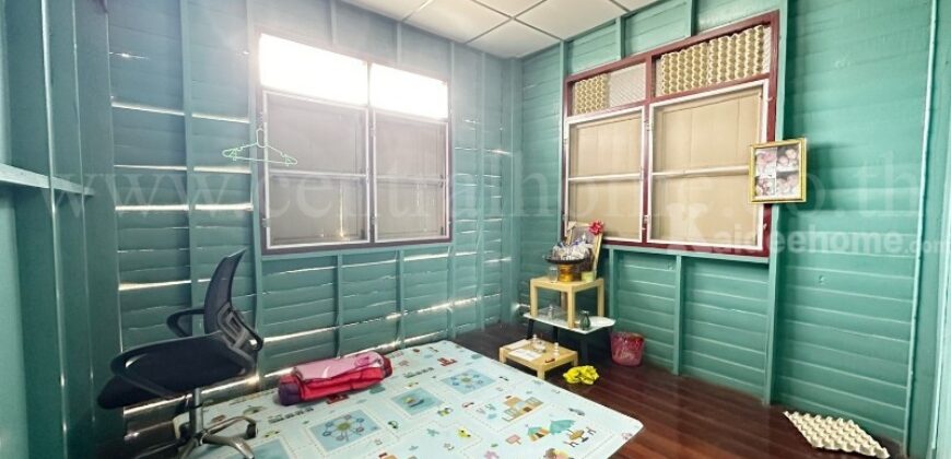 บ้านเดี่ยว พร้อมที่ดิน 93 ตร.วา พหลโยธิน 52 ราคาถูก ทำเลดี