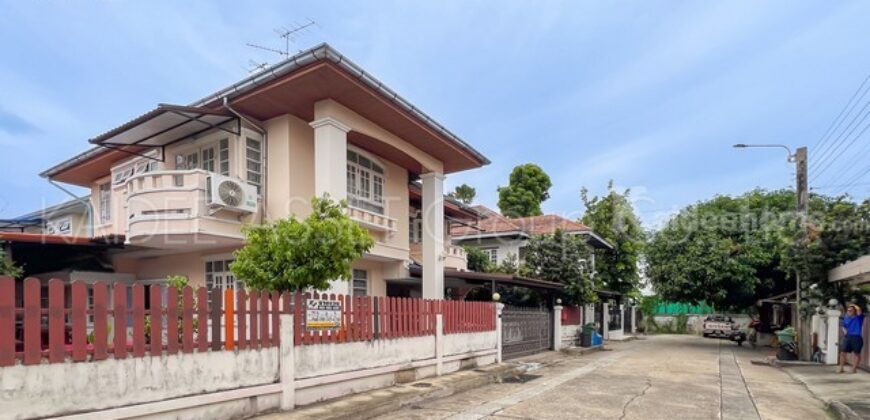หมู่บ้าน มณีรินทร์ รัตนาธิเบศร์ บ้านเดี่ยว ท่าอิฐ ราคาถูก