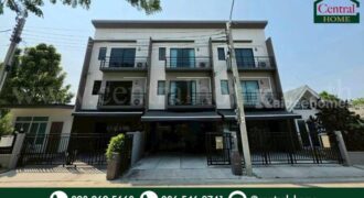 ทาวน์โฮม 3 ชั้น บ้านกลางเมือง ราชพฤกษ์-สาทร บ้านใหม่ สภาพดี แปลงหน้าสวน