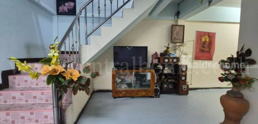 ทาวน์เฮ้าส์ หลังมุม ซอยสุขใจ ถนนวัดพืชนิมิตร คลองหนึ่ง ปทุมธานี