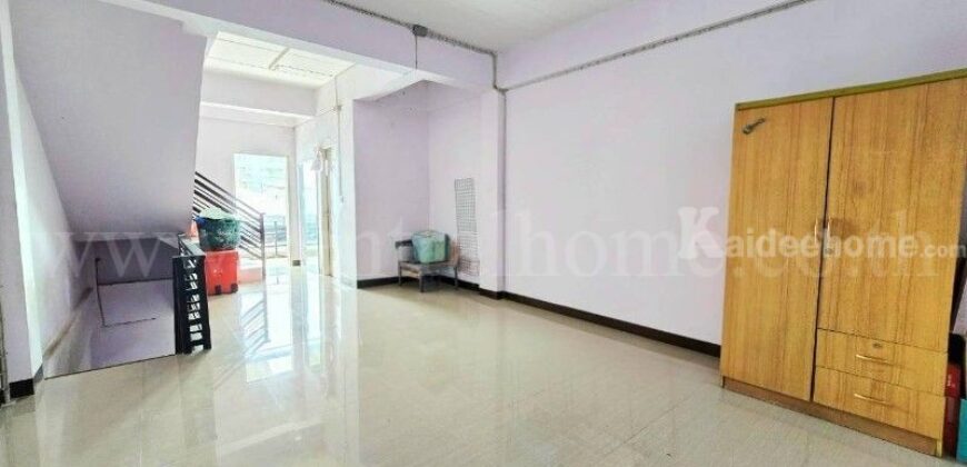 อาคารพาณิชย์ 3 ชั้น ซอย รังสิต-นครนายก 24 ทำเลดี ถูกมาก