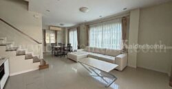 ทาวน์โฮม 3 ชั้น เออร์เบิน สาทร หลังริม ติดถนนราชพฤกษ์