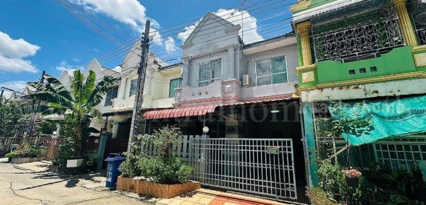 ทาวน์เฮ้าส์ วิโรจน์วิลล์ 345 บางบัวทอง นนทบุรี