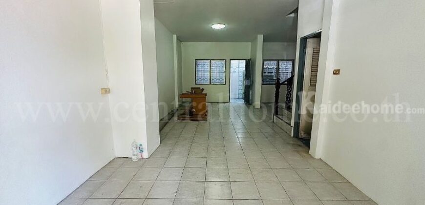 ทาวน์เฮ้าส์ วิโรจน์วิลล์ 345 บางบัวทอง นนทบุรี