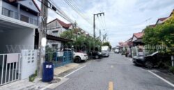 ทาวน์เฮ้าส์ ทรัพย์ดินทอง เทพารักษ์ หลังริม รีโนเวทพร้อมอยู่