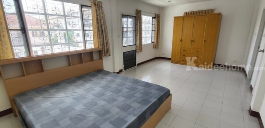 รหัสC7246 ให้เช่าบ้านเดี่ยว 2ชั้น บ้านรีโนเวทใหม่พร้อมอยู่ หมู่บ้านเบญจรงค์ ซอยรามคำแหง178