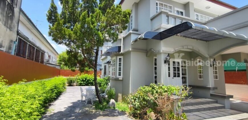 รหัสC7246 ให้เช่าบ้านเดี่ยว 2ชั้น บ้านรีโนเวทใหม่พร้อมอยู่ หมู่บ้านเบญจรงค์ ซอยรามคำแหง178