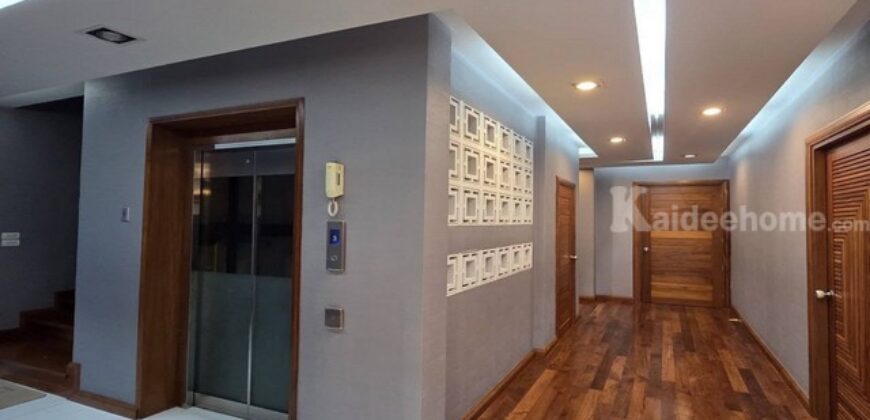รหัสC7249 ขายบ้านเดี่ยวหลังใหญ่ เนื้อที่เกือบ 300 ตรว. มีลิฟต์ ในซอยสุขุมวิท101 ใกล้ BTS ปุณณวิถี