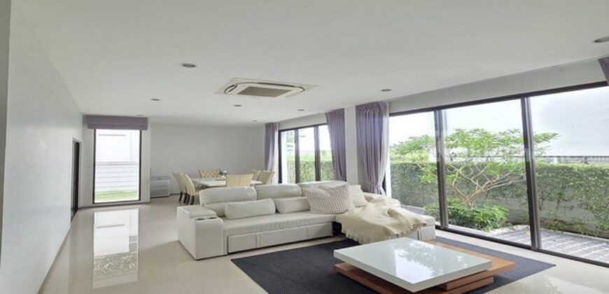 รหัสC7250 ให้เช่าบ้านเดี่ยว 3ชั้น โครงการAERIE ศรีนครินทร์ – กรุงเทพกรีฑา ลาดกระบัง