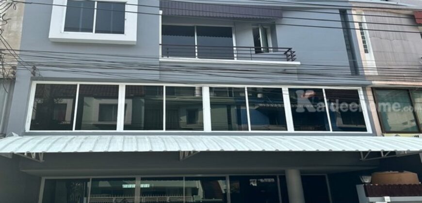 รหัสC7265 ให้เช่าทาวน์โฮม Home Office 4 ชั้น หมู่บ้านสินธานี ย่านลาดพร้าว 80 ใกล้รถไฟฟ้าสถานีลาดพร้าว 83