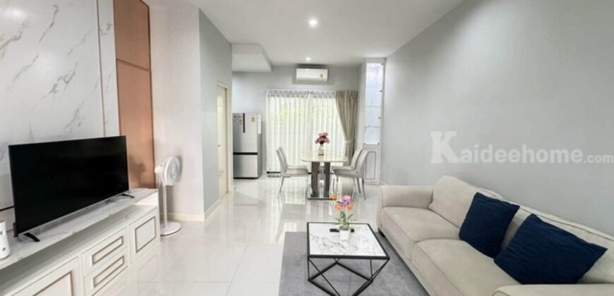 รหัสC7276 ให้เช่าบ้านตกแต่งพร้อมอยู่ ทาวน์โฮม 3ชั้น โครงการบ้านกลางเมือง พระราม 9-กรุงเทพกรีฑา