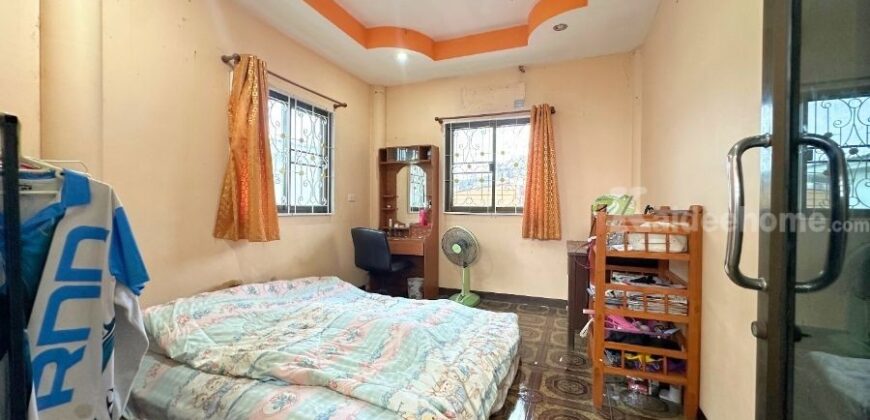 บ้านสร้างเอง ซอยวัดส้มเกลี้ยง ถ.อัจฉริยะพัฒนา2 บางกรวย (หน้าบ้านไม่ชนหลังอื่น พื้นที่กว้าง จอดรถได้ 3 คัน)