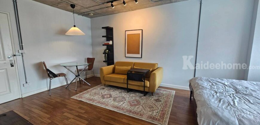One Thonglor Station 31 sq.m. Studio Loft, 200m from BTS Thong Lo behind T-One. High Yield 8%+, fully furnished, only 3.65 MB.