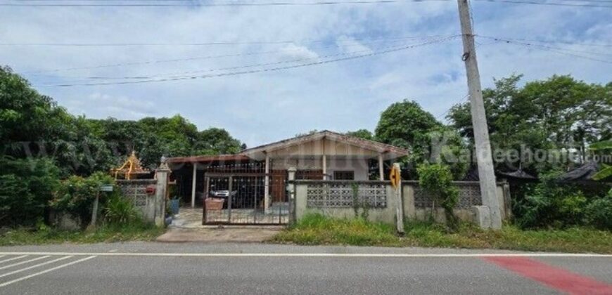 ที่ดินพร้อมสิ่งปลูกสร้าง 4 ไร่ 83 ตร.วา ติดถนน สามพราน นครปฐม