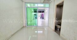 อาคารพาณิชย์ 3.5 ชั้น 2 คูหา ย่านตลาดไท ทำเลดีถูกมาก