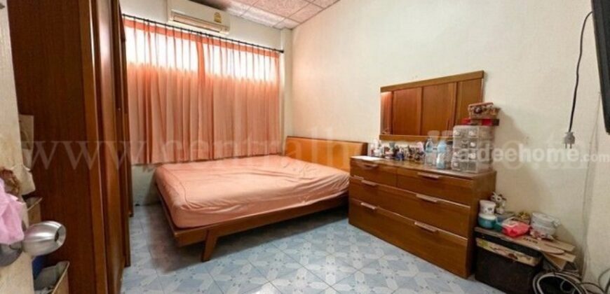 ทาวน์เฮ้าส์ 3 ชั้น 52 ตร.วา สาธุประดิษฐ์ 16 บางคอแหลม(บางรัก) ราคาถูกที่สุดในระแวก