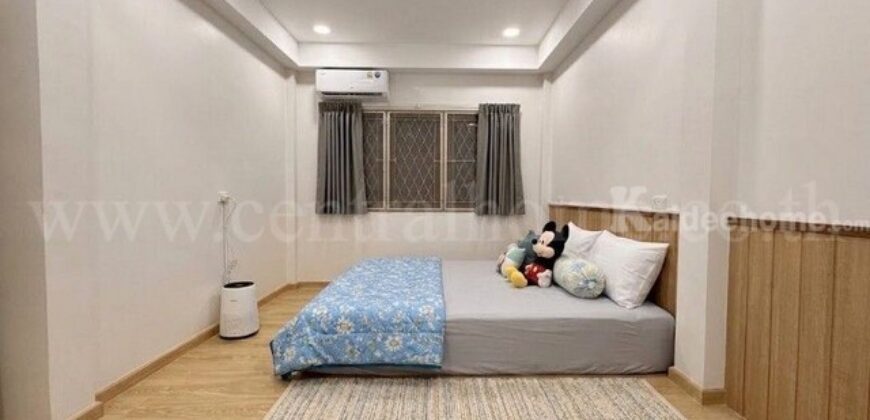 บ้านเดี่ยว ลาดพร้าว 80 (ซอยจันทิมา) บ้านรีโนเวทใหม่ทั้งหลัง