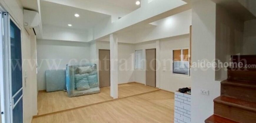 บ้านเดี่ยว ลาดพร้าว 80 (ซอยจันทิมา) บ้านรีโนเวทใหม่ทั้งหลัง