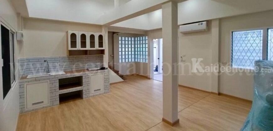 บ้านเดี่ยว ลาดพร้าว 80 (ซอยจันทิมา) บ้านรีโนเวทใหม่ทั้งหลัง