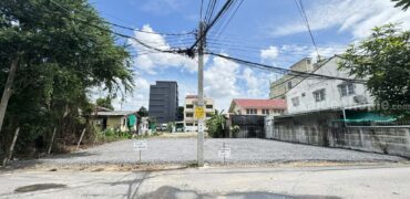 ขายที่ดิน ลาดพร้าว 101 แยก 46 ถมแล้ว 96 ตร.ว. ราคาเพียง 48,000 บาท/ตารางวา เท่านั้น รับประกันเลยว่าถูกกว่านี้ไม่มีอีกแล้ว เข้าซอยเพียงแค่ 350 เมตร