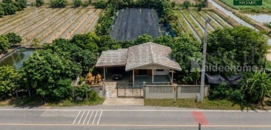 ที่ดินพร้อมสิ่งปลูกสร้าง 4 ไร่ 83 ตร.วา ติดถนน สามพราน นครปฐม